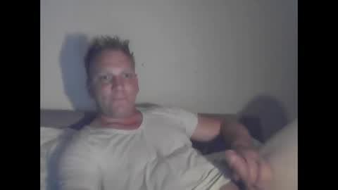 mickkxl online show from May 28, 7:45 pm
