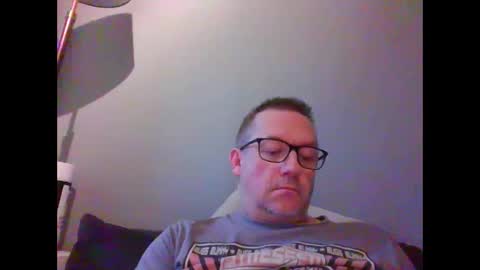 Snapshot of middleton2021 chatting on December 26, 3:10 pm middleton2021 online show from December 26, 3:10 pm