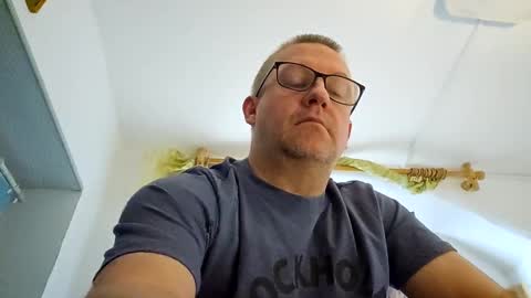 Snapshot of middleton2021 chatting on January 27, 4:52 am middleton2021 online show from January 27, 4:52 am