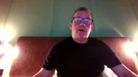 Snapshot of middleton2021 chatting on November 1, 1:39 am middleton2021 online show from November 1, 1:39 am