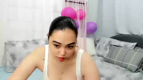 Bunny 3 online show from October 8, 7:20 pm