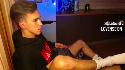 Snapshot of midnighter__ chatting on October 29, 1:18 am Alexey or just Alex online show from October 29, 1:18 am