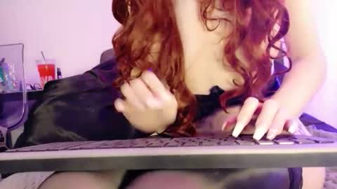 Midnightrose online show from December 18, 10:43 am