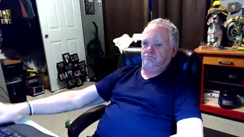 midwestdad09 online show from April 1, 12:33 am