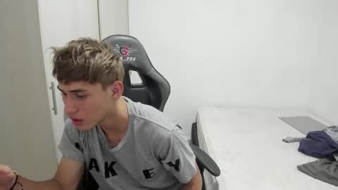 Miguel Hernandez online show from December 3, 1:26 am