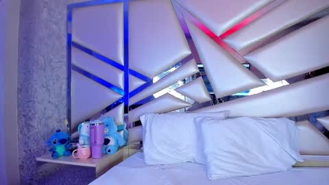 MIA 3 online show from November 3, 3:18 am