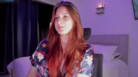 Mia Jhones online show from December 22, 2:51 am