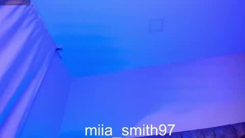 mia online show from October 3, 10:40 pm
