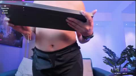 Miia 3 online show from October 11, 12:10 pm