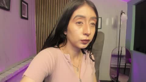 miilu  online show from July 17, 3:52 am