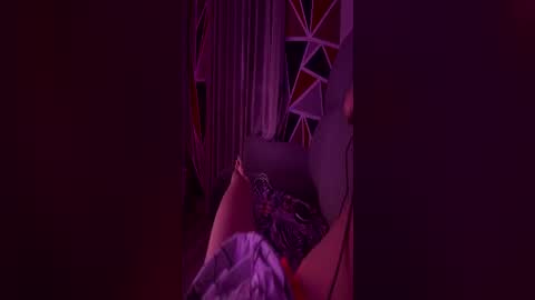 miimiii1998 online show from July 3, 8:46 pm