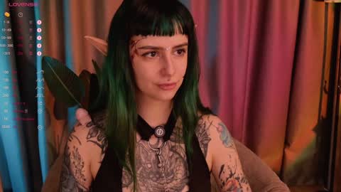 mika_moon_ online show from February 3, 8:46 am