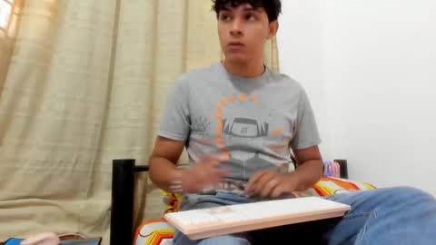 Snapshot of mikael_stor chatting on October 29, 11:23 am mikael_stor online show from October 29, 11:23 am