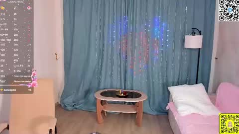 Angel girl online show from June 13, 8:41 pm