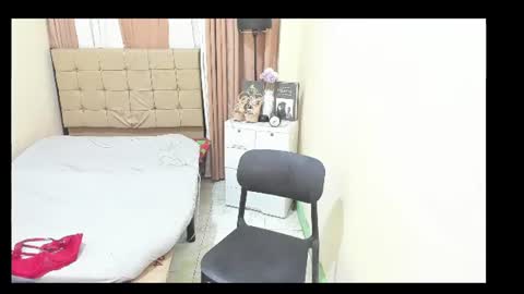 mikagonzales19 online show from July 27, 9:12 pm