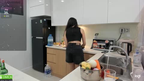 Miko now i live in Vietnam online show from February 18, 3:41 pm