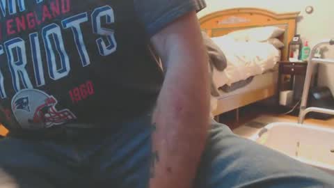 Snapshot of mike694fun chatting on February 4, 4:50 pm mike694fun online show from February 4, 4:50 pm