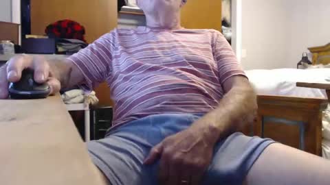 mike694fun online show from November 10, 4:10 pm