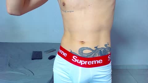 Mike IMDEPENDIENT MODEL online show from March 25, 3:19 pm