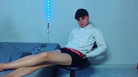 Mike IMDEPENDIENT MODEL online show from September 14, 3:20 am