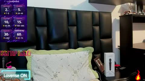 Mike Bennet Make me Cum Please online show from March 17, 11:54 pm
