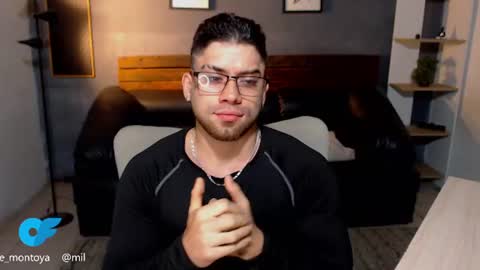 Mike Montoya online show from August 8, 3:38 am