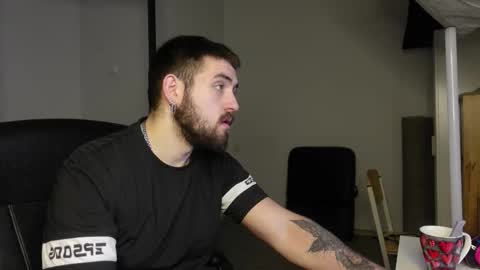 MIKE PLATANO online show from November 12, 10:01 pm