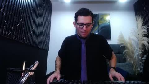 mike_sex666 online show from March 12, 5:13 am