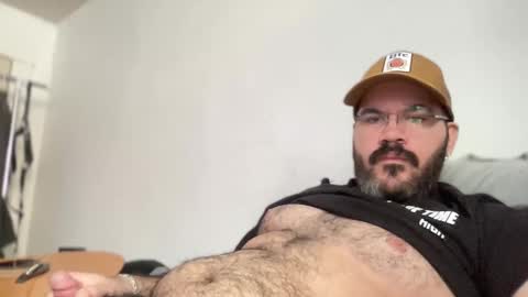 mikeatron2000 online show from December 7, 5:37 pm