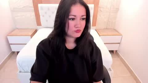 MIKEILA online show from July 29, 3:06 am