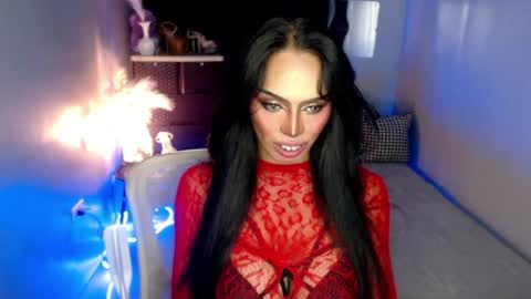 Mistress MikeyAlawi online show from May 4, 9:27 am