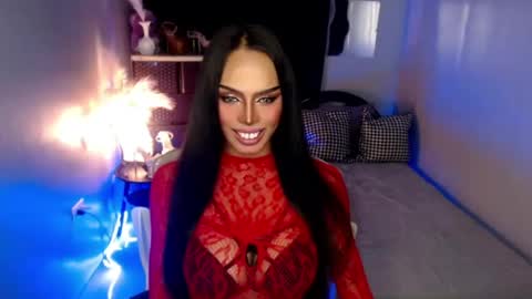 Mistress MikeyAlawi online show from May 6, 11:38 am