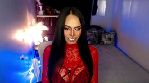 Mistress MikeyAlawi online show from June 13, 9:52 am