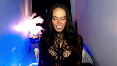 Mistress MikeyAlawi online show from June 27, 5:02 am