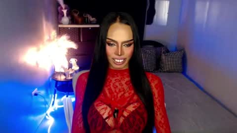 Mistress MikeyAlawi online show from June 25, 4:45 pm