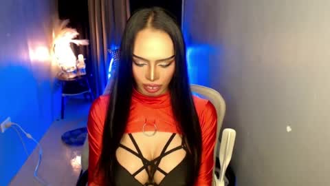 Mistress MikeyAlawi online show from June 8, 5:30 am