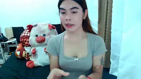 Mikhayla and Zeus online show from July 31, 5:19 am
