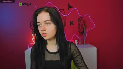 miki_ti online show from April 19, 5:19 am