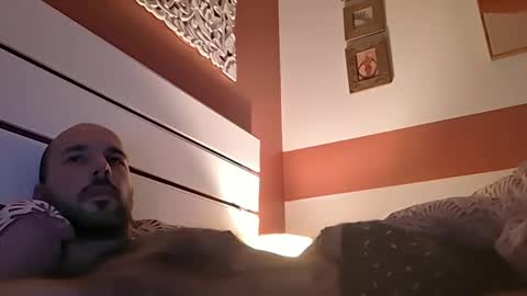 Snapshot of mikmik91 chatting on December 9, 11:03 pm mikmik91 online show from December 9, 11:03 pm