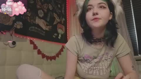 Snapshot of miko_meow chatting on October 2, 6:56 am Miko online show from October 2, 6:56 am