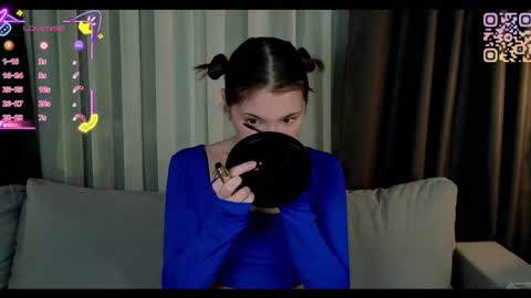 Milkiss online show from November 7, 8:11 pm