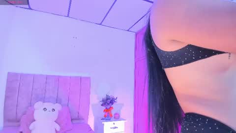 mila_1wood online show from July 30, 11:55 am