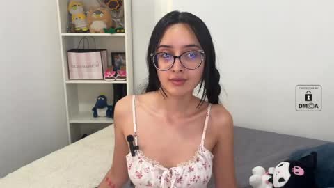 Mila and albert online show from March 31, 10:21 pm