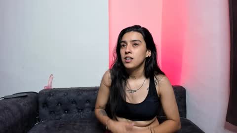 mila and molly online show from January 18, 3:31 am