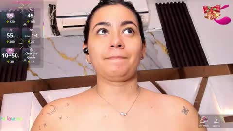 Camila online show from December 22, 6:58 pm