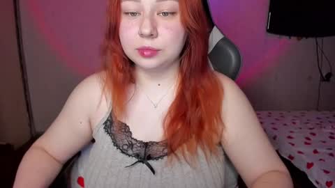 Snapshot of mila_foxxxy chatting on March 10, 2:48 pm Mila shy sensual person  online show from March 10, 2:48 pm