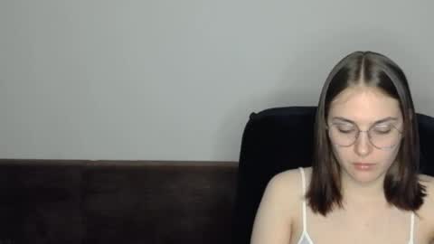 mila_keyy online show from May 8, 8:47 pm