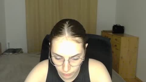 mila_keyy online show from August 2, 8:43 pm