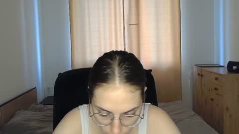 mila_keyy online show from August 7, 6:06 pm