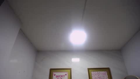 Snapshot of mila_sweet_v chatting on October 21, 3:11 am Mila online show from October 21, 3:11 am